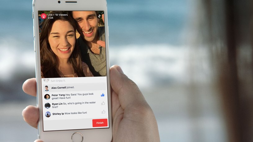 Facebook, novità per Live: dirette solo per Gruppi e reazioni a filmati