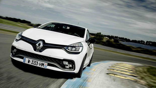 Nuova Renault Clio: prezzi e allestimenti per l'Italia Nuova Renault Clio: prezzi e allestimenti per l'Italia