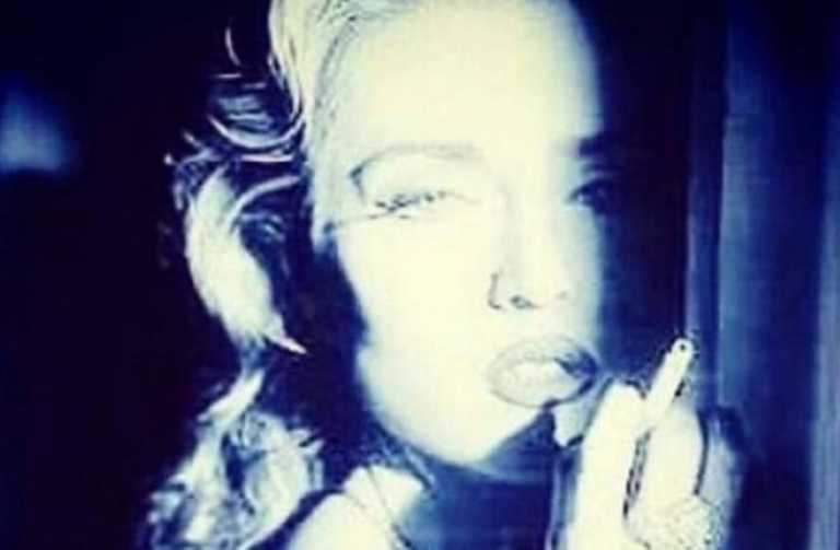 Madonna pubblica una sua foto su Instagram, ma è Paola Barale!