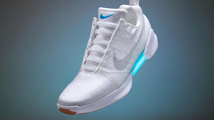 Nike Hyperadapt 1.0, le scarpe con auto-lacci sono realtà
