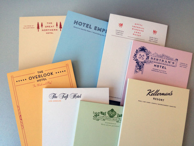 Da Shining a Twin Peaks: i block notes ispirati agli hotel di film cult