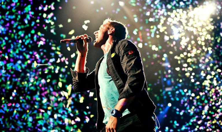 Coldplay: il video del bambino autistico al concerto commuove il web
