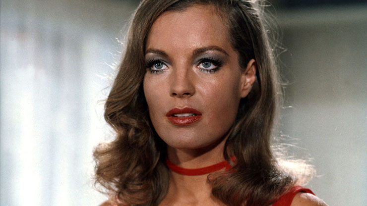 Romy Schneider: profanata la tomba della protagonista della trilogia di Sissi Romy Schneider: profanata la tomba della protagonista della trilogia di Sissi