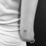 tatuaggi piccoli femminili cuore