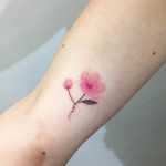 tatuaggi piccoli femminili fiore