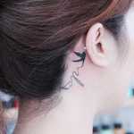 tatuaggi piccoli femminili rondine