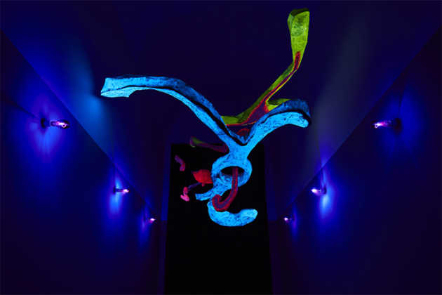 Fontana mostra HangarBicocca