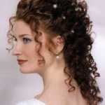 acconciature sposa capelli ricci lunghi