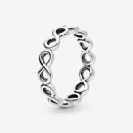 Anello a fascia Infinito