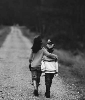 Citazioni sull’amicizia vera e falsa, sincera, a distanza: le frasi più belle