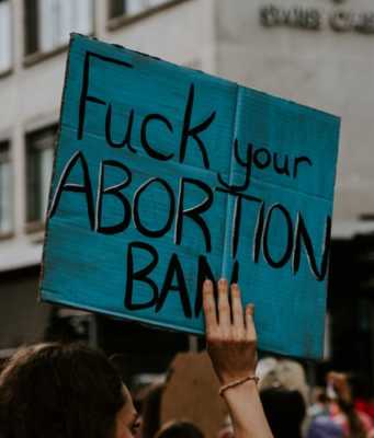 Pillola per abortire cos’è e come funziona: tutto quello che c’è da sapere