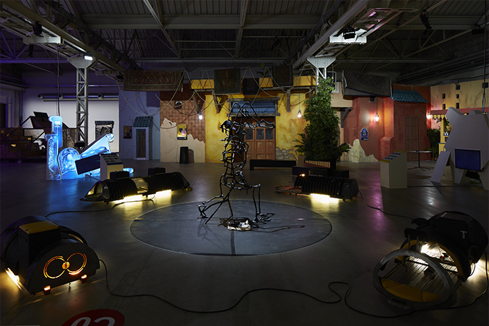 Neïl Beloufa mostra HangarBIcocca Milano