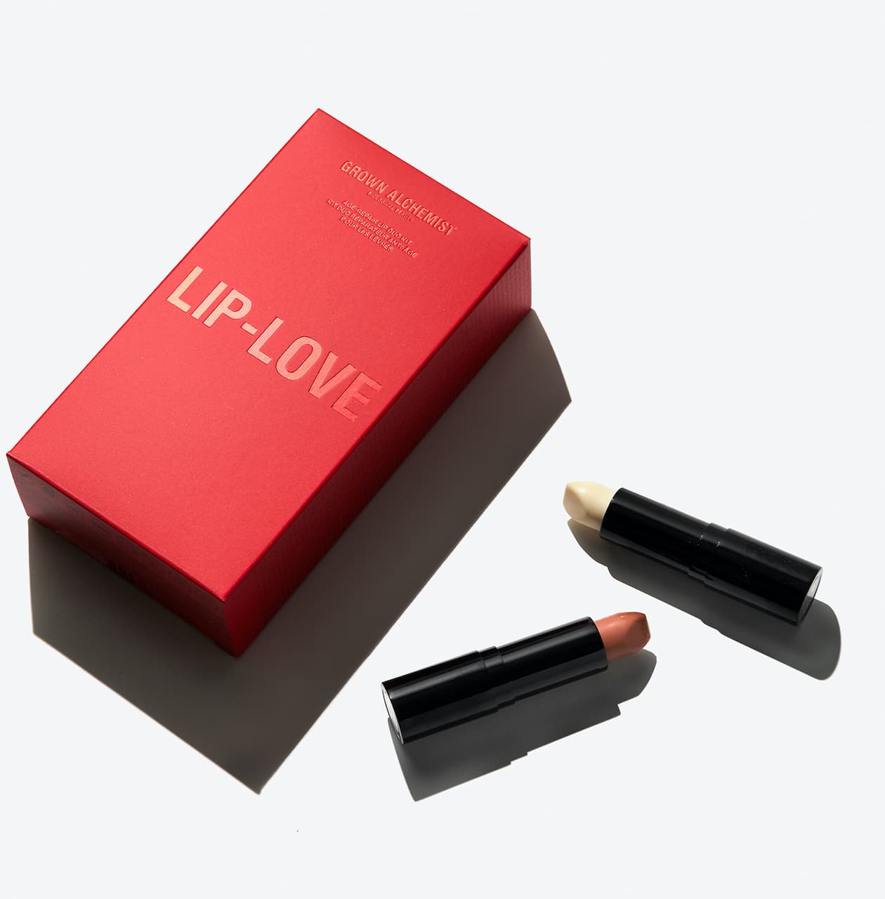 Lip Love Age-Repair Lip Treatment Kit_Lifestyle 4