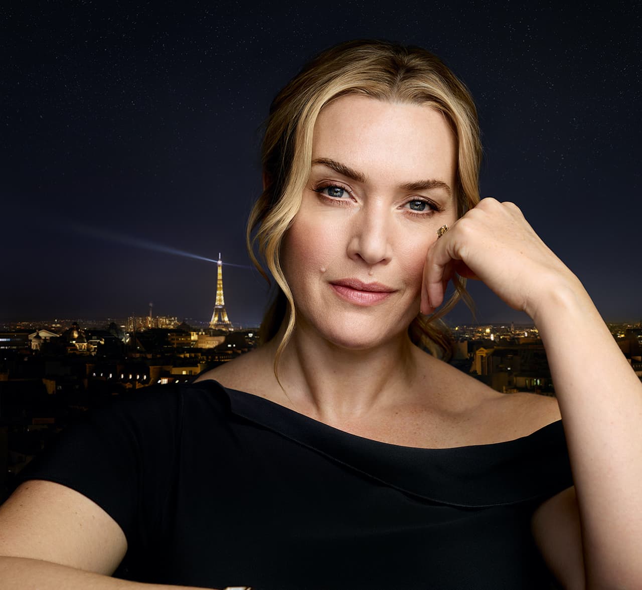 Kate Winslet per Age Perfect Renaissance Cellulaire Siero Midnight