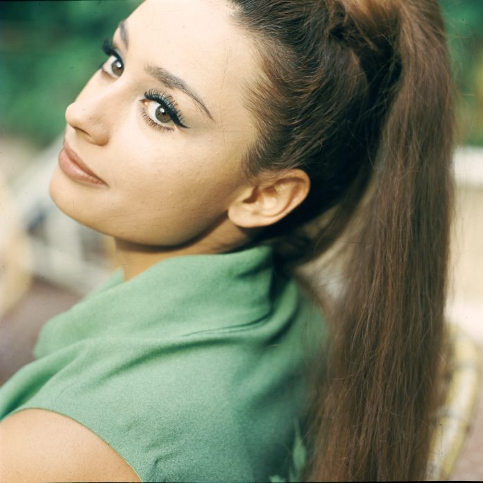 Chiara Samugheo mostra milano