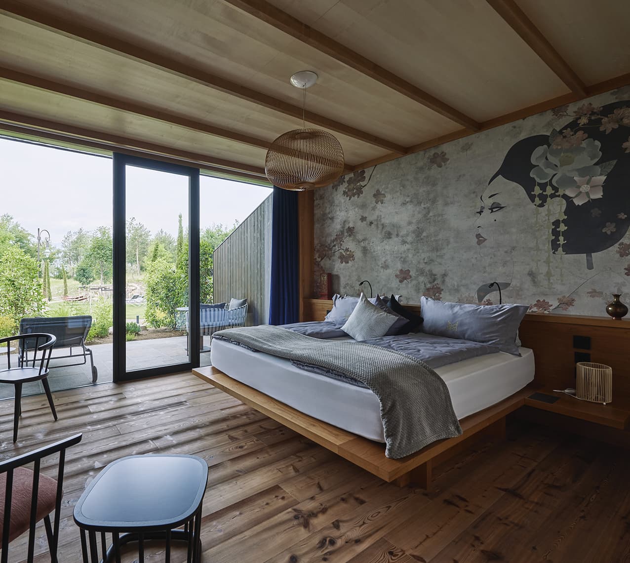 Suite Japan Brown Manna Resort