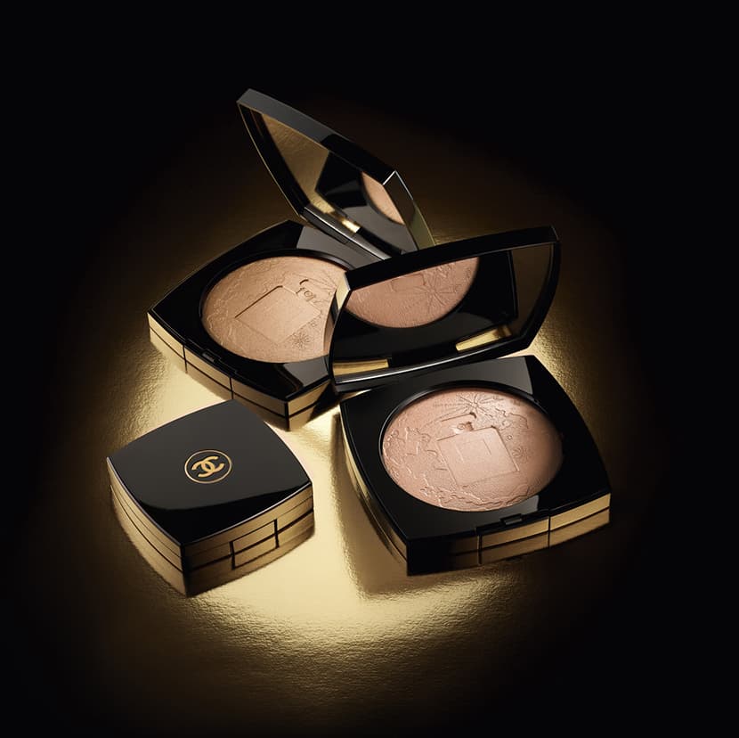 Collezione Holiday 2022 by Chanel