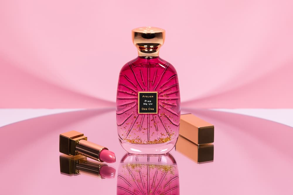 PINK ME UP Lipstick and Bottle