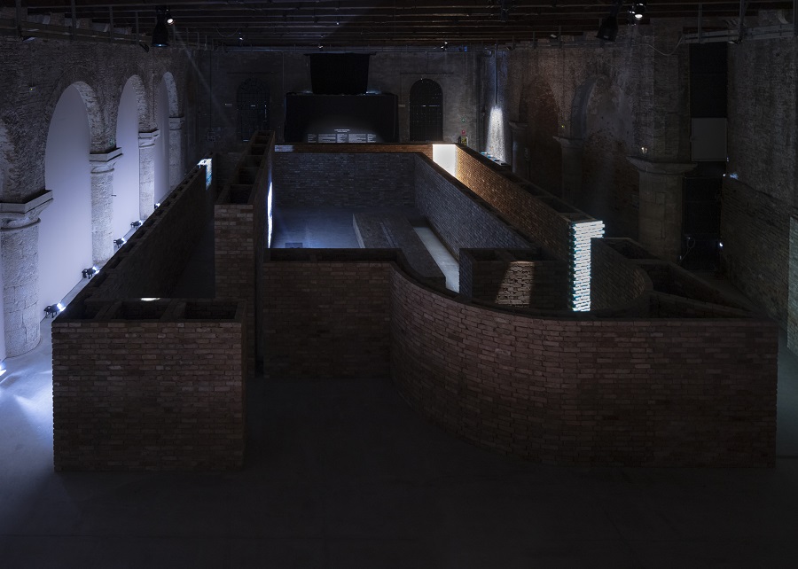 Unbuild Together- Archaism vs. Modernity