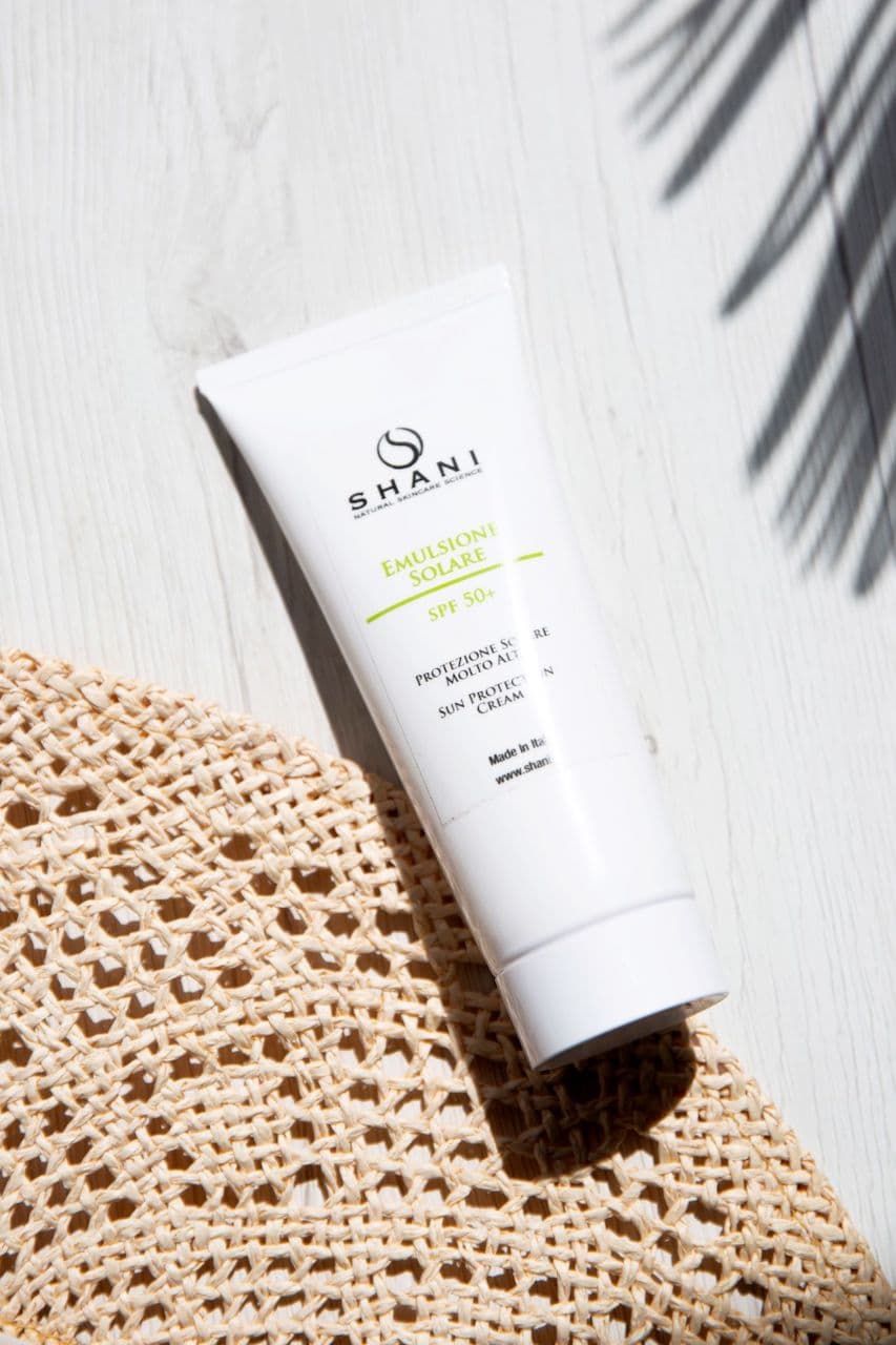 Emulsione solare SPF 50+ Prezzo: € 55,00 – 100 ml