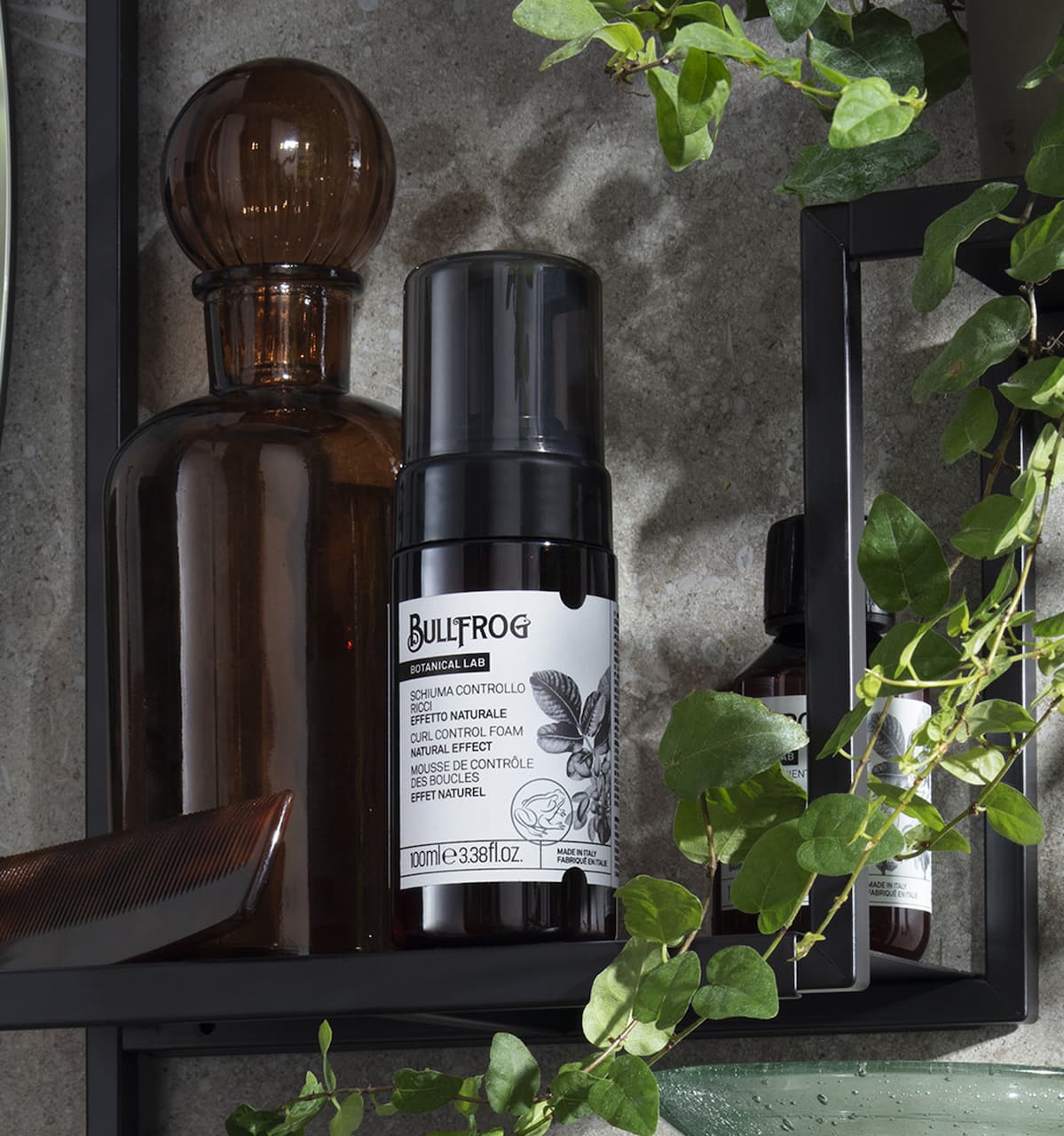 Schiuma controllo ricci