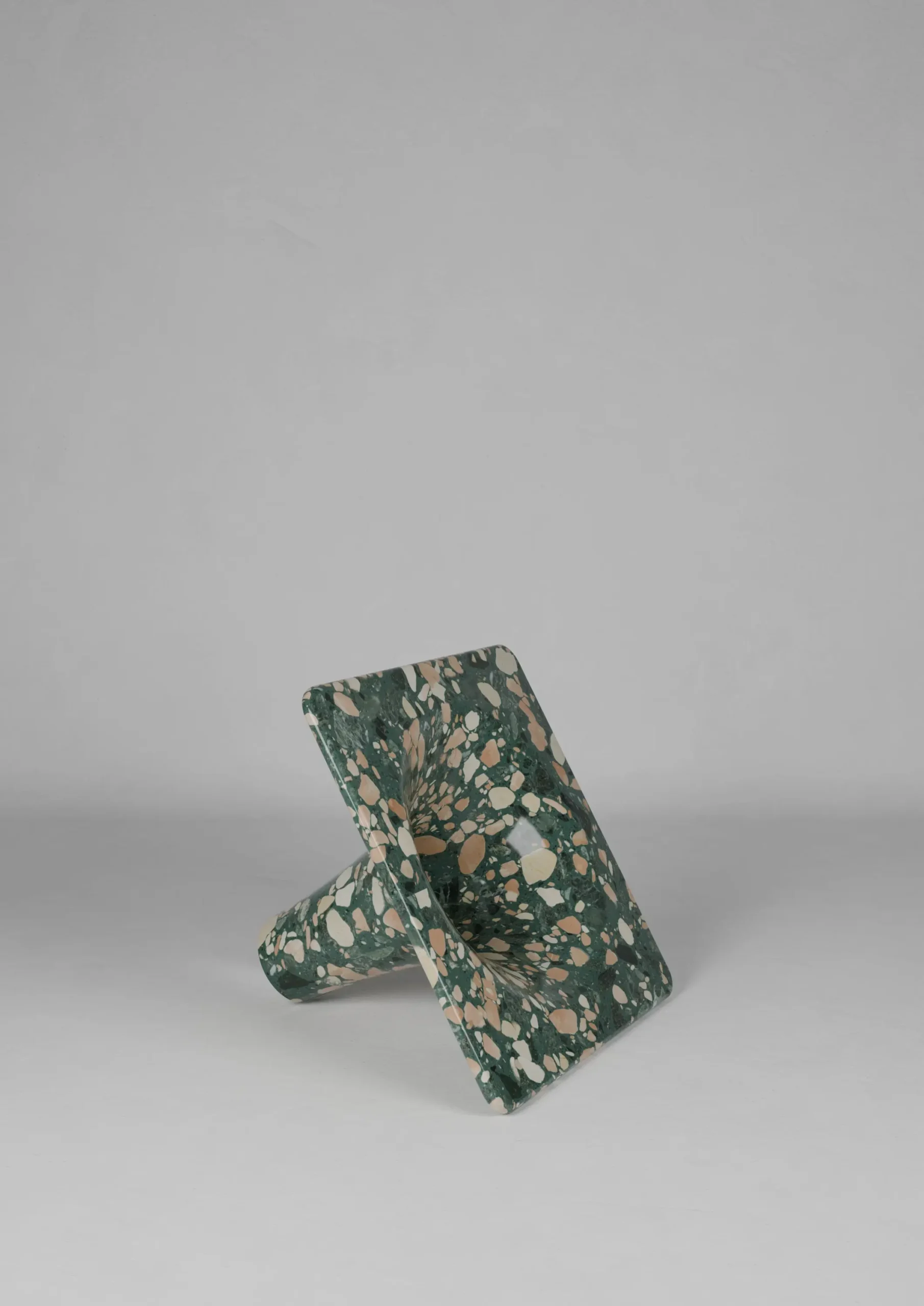 Ovre.design alla Milano Design Week ha presentato INFINITO 