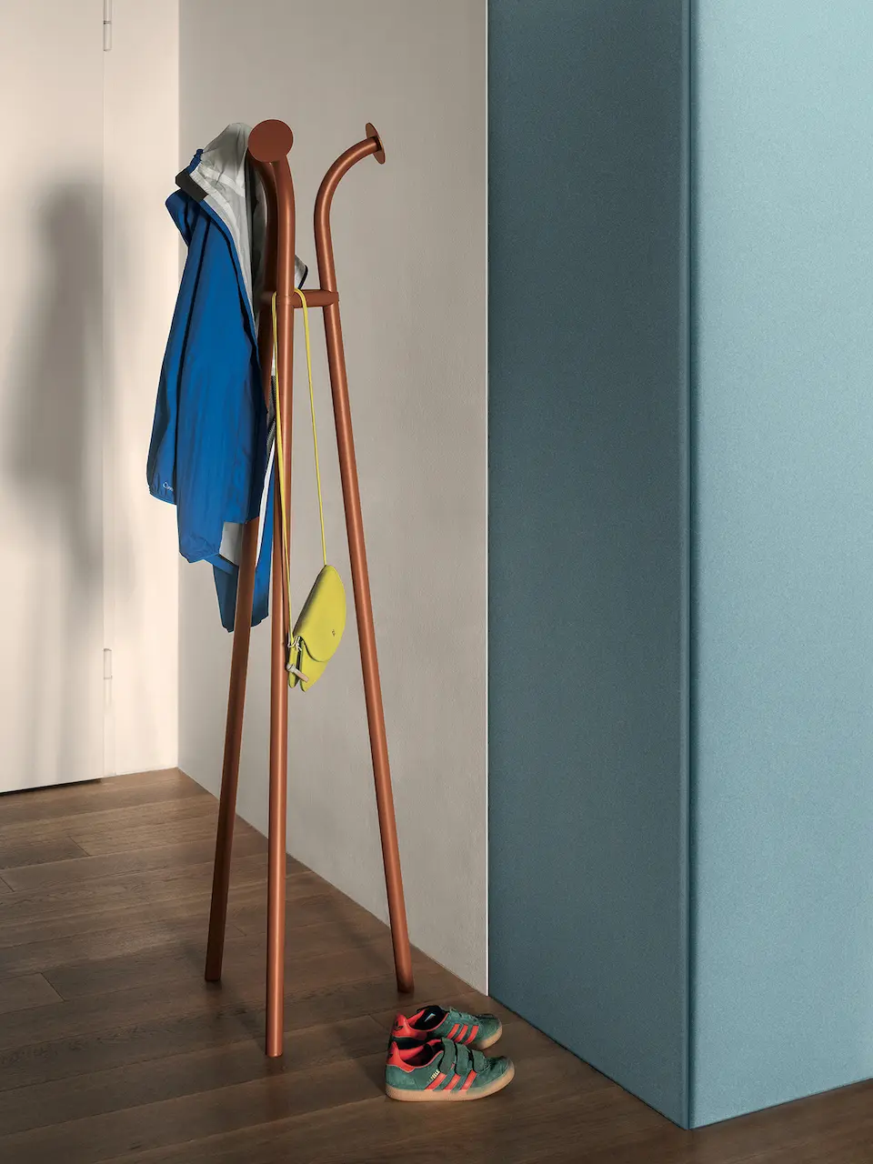 Hug disegnata da Giulio Iacchetti 