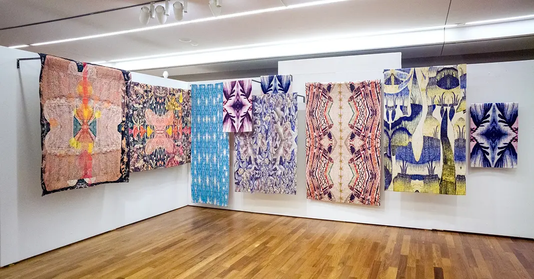 Tapestries, Bruno Donzelli, 2012-2022, lana, cotone, seta, tessitura telaio Jacquard realizzata nelle Fiandre, site-specific installation, dimensioni ambientali. Courtesy The Artist