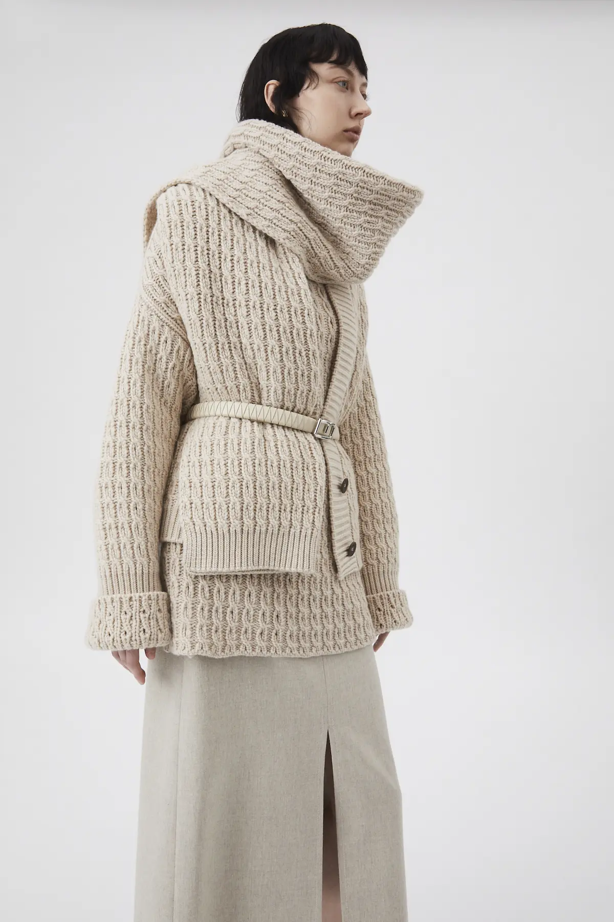 cardigan e collo alto cashmere e gonna dritta MALO