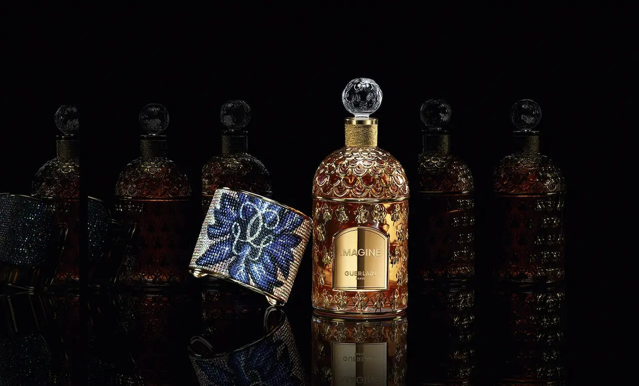 Extraordinary Christmas di Guerlain, una collezione di make-up e fragranze