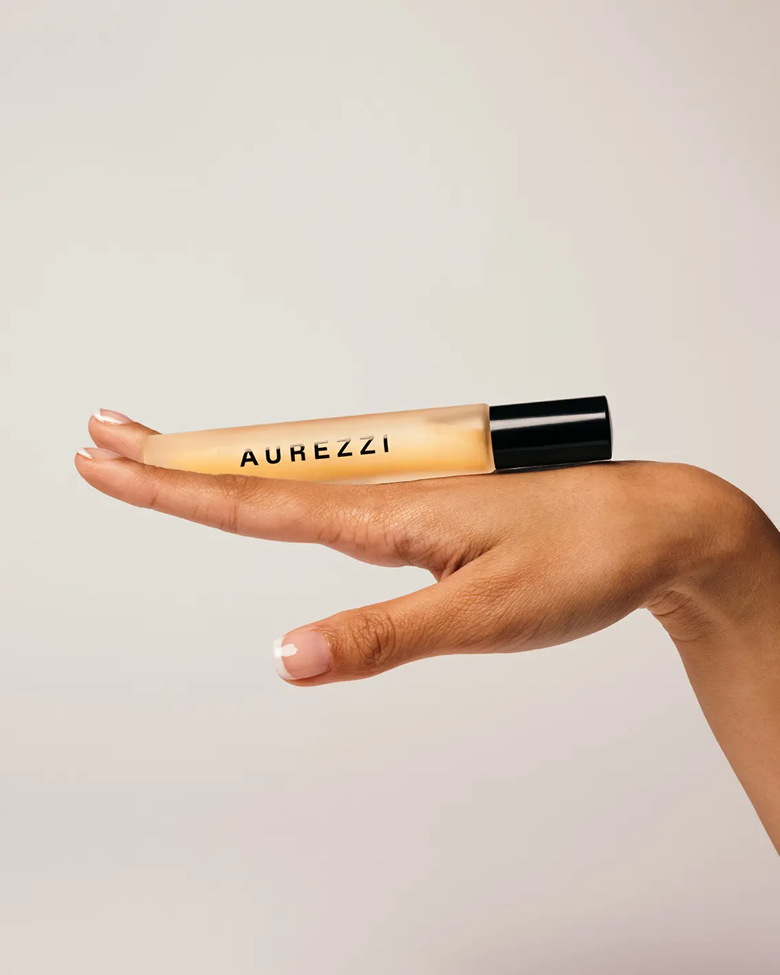 Il nuovo spray orale infuso con oro di Aurezzi