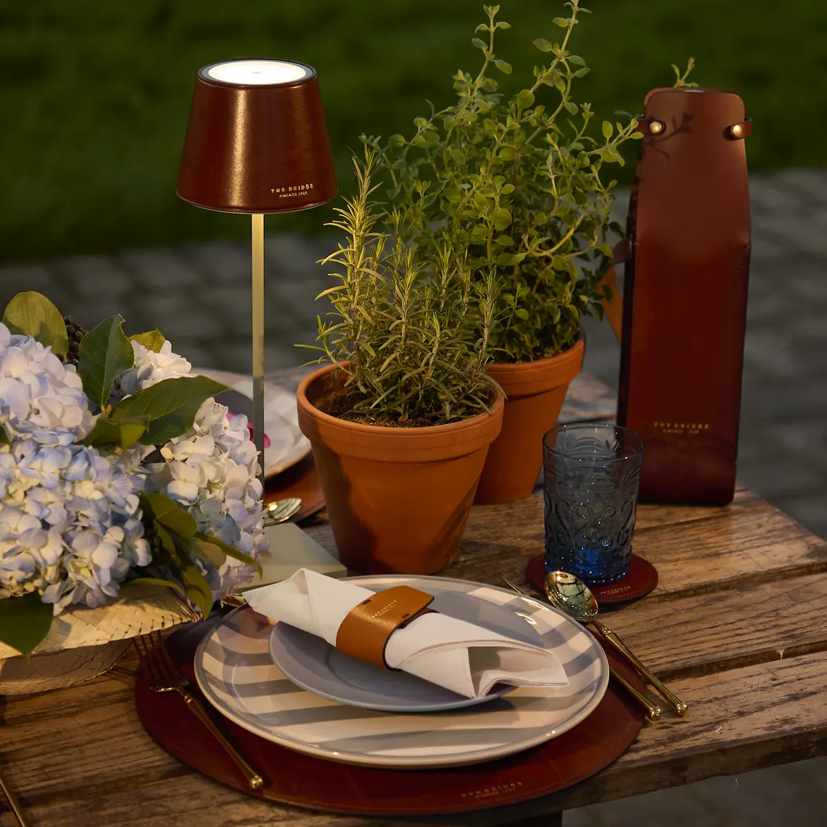 Pelle italiana con la nuova collaborazione The Bridge x Poldina