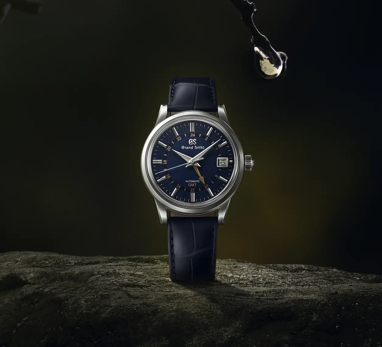 Grand Seiko SBGM257 “Moondrop”